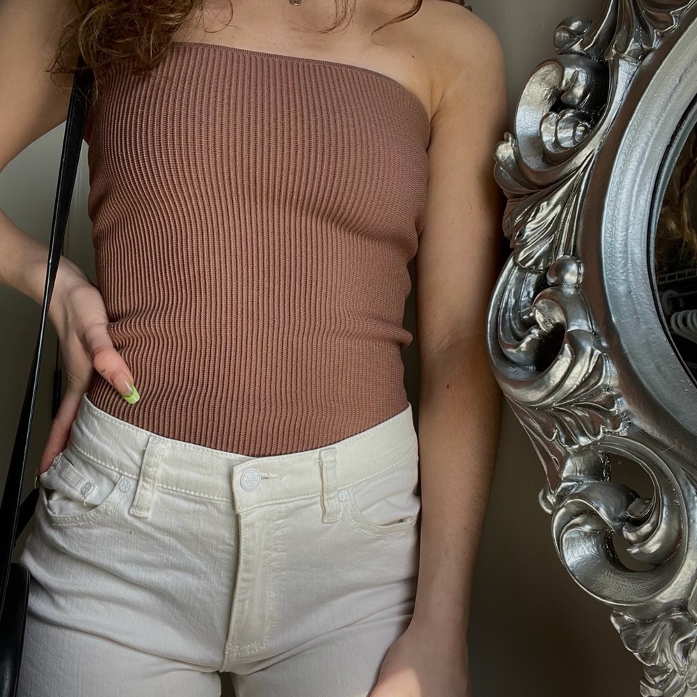 COPY - Babaton sculpt knit top